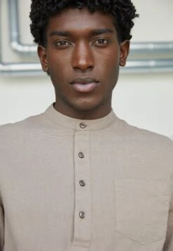 Pier One Shirt - Taupe -Modern Fashion Shop 02bf2dafeb9f48aca132a39f3c9562ef