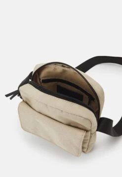 Pier One Unisex - Across Body Bag - Beige 8 Pier One Unisex - Across Body Bag - Beige -Modern Fashion Shop 0a8cbe487a3f46219ecba76fe3fcfaab