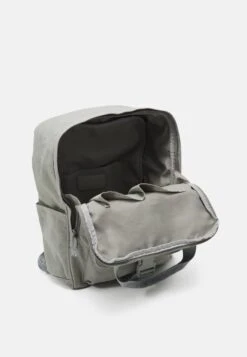 Pier One Unisex - Rucksack - Grey -Modern Fashion Shop 14c0b50724fb46bcb6cdbe8cb3571c82