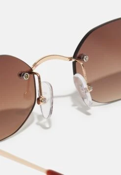 Pier One Unisex - Sunglasses - Gold-Coloured -Modern Fashion Shop 192c1b28c52845d48d65e662f45a0034