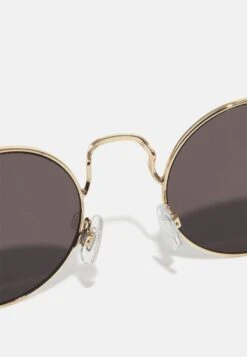 Pier One Unisex - Sunglasses - Gold-Coloured/Black -Modern Fashion Shop 2fd3f25d94564e8bb121d70969d920fe