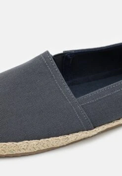 Pier One Unisex - Espadrilles -Modern Fashion Shop 401b2a9b74114e80a73dde61f7ec34a5