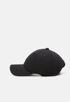 Pier One Unisex - Cap -Black 7 Pier One Unisex - Cap -Black -Modern Fashion Shop 43bb2d7bf4024316ad3a42948bf7d6d9