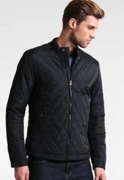 Pier One Light Jacket - Black