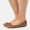 Pier One Leather - Ballet Pumps