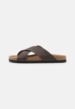 Pier One Unisex - Slippers - Brown