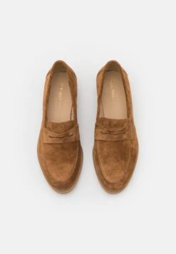 Pier One Leather - Slip-Ons - Brown 13 Pier One Leather - Slip-Ons - Brown -Modern Fashion Shop 7a2b4c2f71894c9fbfe56ea91e1b7182