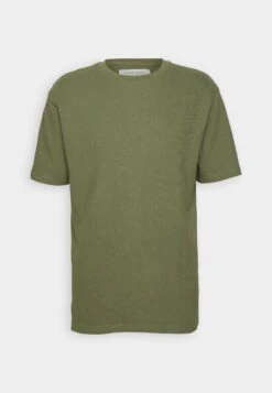 Pier One Basic T-Shirt - Olive -Modern Fashion Shop 8663ae78debf40168c759ec1966f1e78