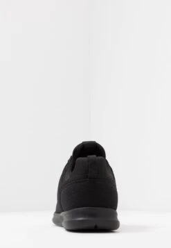 Pier One Trainers - Black -Modern Fashion Shop 8c04451f4e72418c90d848f6c7b77d6d