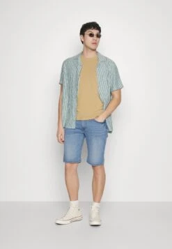 Pier One Denim Shorts - Light Blue Denim