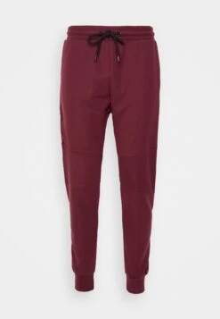 Pier One Tracksuit Bottoms - Tracksuit Bottoms -Modern Fashion Shop 99f1f22221d14a5293cd97cc42f2647d