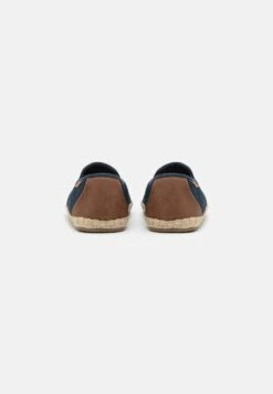 Pier One Unisex - Espadrilles -Modern Fashion Shop a0529a0f5f0c4f0e8f386dce2e3a9b66