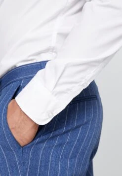 Pier One 2 Pack - Formal Shirt - White -Modern Fashion Shop aac9d6ccd1dd4835ae790e1e3552ae2c