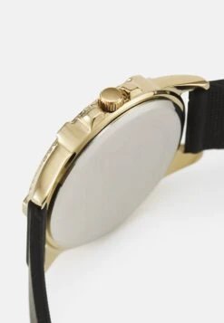 Pier One Unisex - Watch -Black 8 Pier One Unisex - Watch -Black -Modern Fashion Shop c0a79f302a954fbd9f81b60c37bdd0de