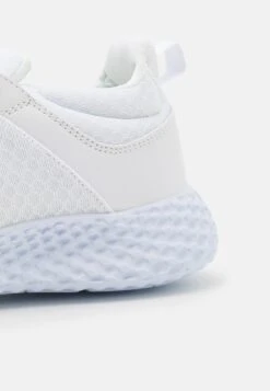 Pier One Trainers - White -Modern Fashion Shop c83a727e356d413a8a799844dd9db372