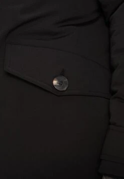 Pier One Parka - Black -Modern Fashion Shop cbf48bb85e90429cbd6e57dc09212143