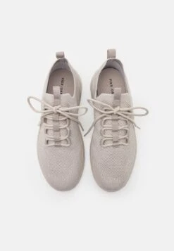 Pier One Unisex - Trainers - Beige -Modern Fashion Shop dcdcd0a336864160ab3dc58325ceb3e3
