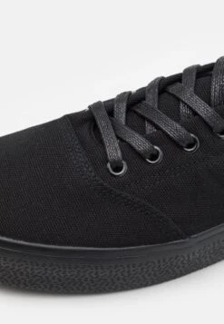 Pier One Unisex - Trainers - Black -Modern Fashion Shop fcd1ca9b82cf4e5ea220bc7c51b2e0c6